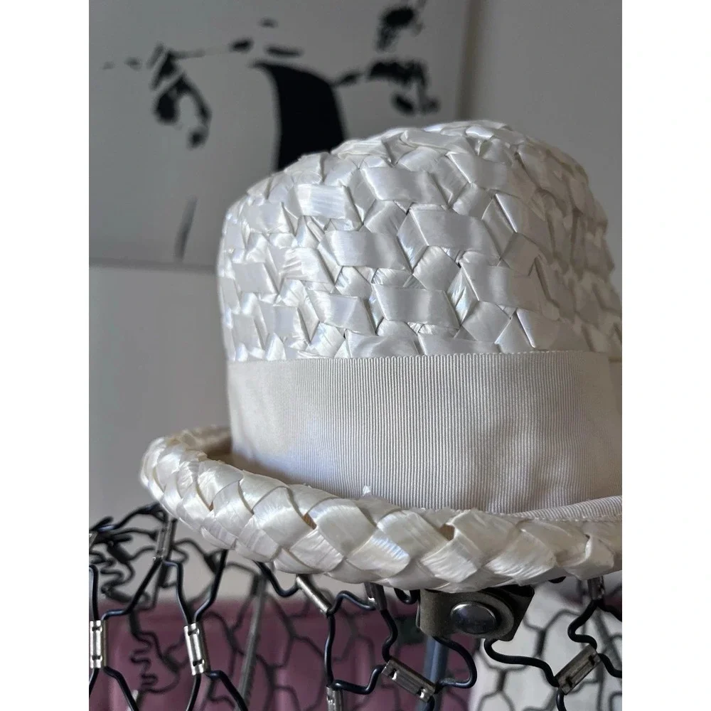 Vintage 60s Ivory Woven Straw Cloche Hat‎ Navy Blue Stripe Ribbon Bow Cream